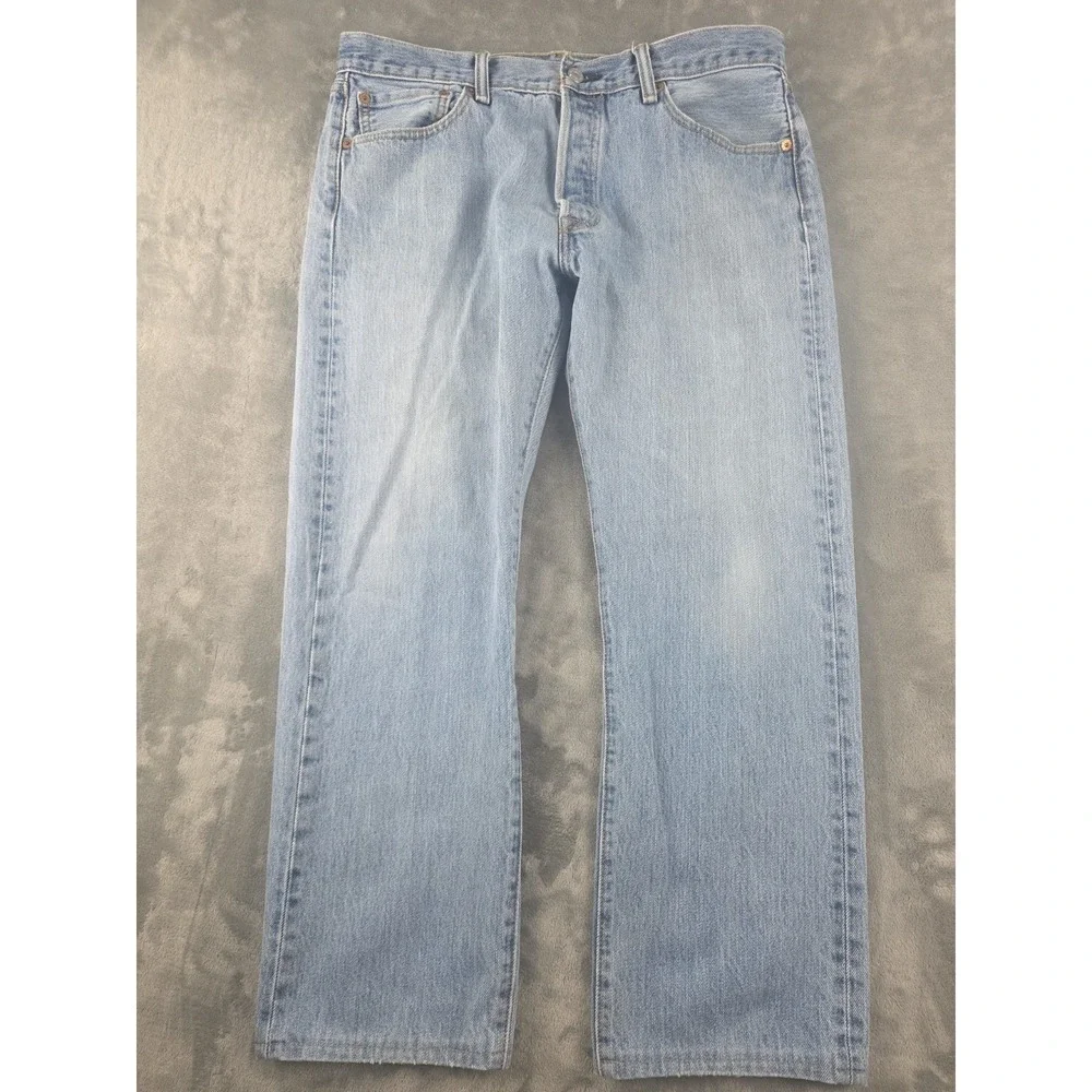 Levi's 501 Button Fly Light Wash 34x29 MSR 3427